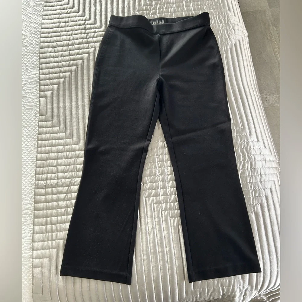 Women’s Pant - Picture 2 of 4